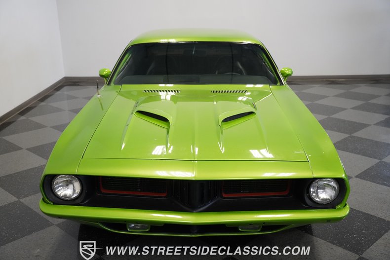 Unknown-Cuda-1972-Metallic-Green-Black-9
