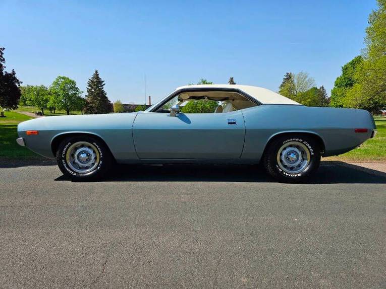Unknown-Cuda-1972-silver-white-9