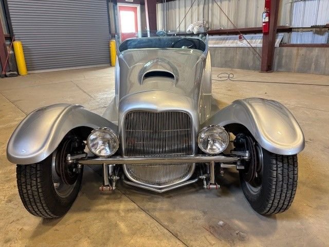 Unknown-Custom-1927-Mercedes-Silver-gray-1