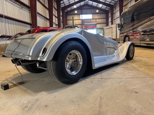 Unknown-Custom-1927-Mercedes-Silver-gray-3