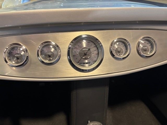 Unknown-Custom-1927-Mercedes-Silver-gray-9