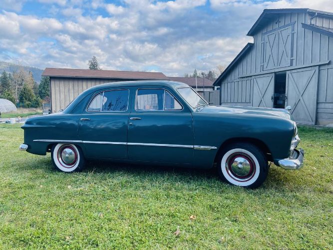 Unknown-Custom-1949-Green-13
