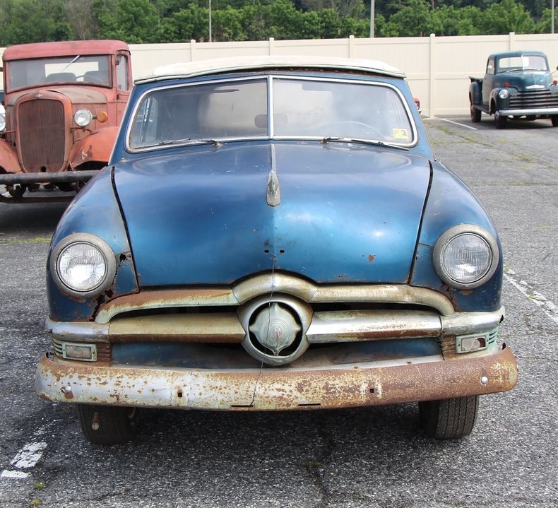 Unknown-Custom-1950-Blue-Tan-7