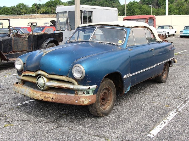 Unknown-Custom-1950-Blue-Tan
