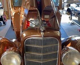 Unknown-Custom-cruiser-1933-Brown-Brown-1