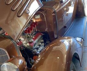 Unknown-Custom-cruiser-1933-Brown-Brown-12