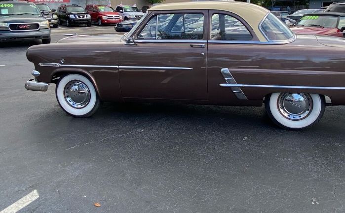 Unknown-Customline-1953-Brown-Brown-1