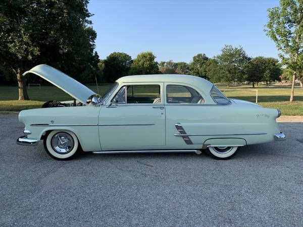 Unknown-Customline-1953-Seafoam-Green-GreenWhite-19