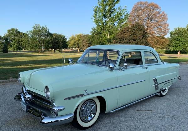Unknown-Customline-1953-Seafoam-Green-GreenWhite-21