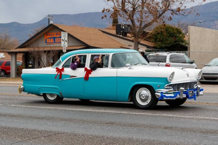 Unknown-Customline-1956-Custom