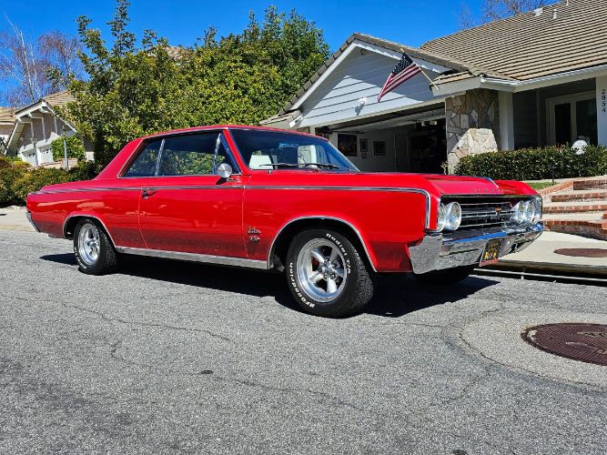 Unknown-Cutlass-1964-16