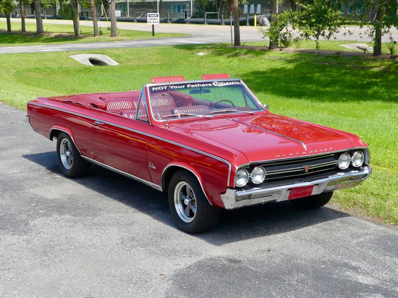 Unknown-Cutlass-1964-Red-Red-28