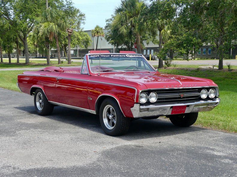 Unknown-Cutlass-1964-Red-Red-4