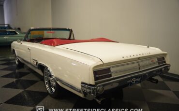 Unknown-Cutlass-1965-Provincial-White-Red-13