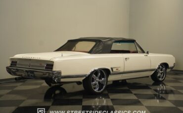 Unknown-Cutlass-1965-Provincial-White-Red-16