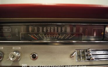 Unknown-Cutlass-1965-Provincial-White-Red-41