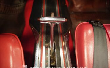 Unknown-Cutlass-1965-Provincial-White-Red-43
