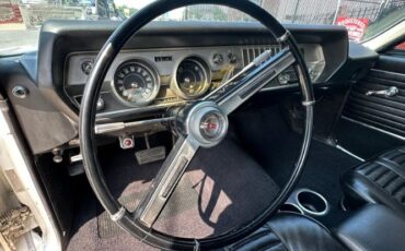 Unknown-Cutlass-1966-White-Black-18