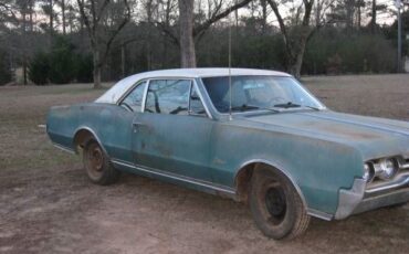 Unknown-Cutlass-1967-12