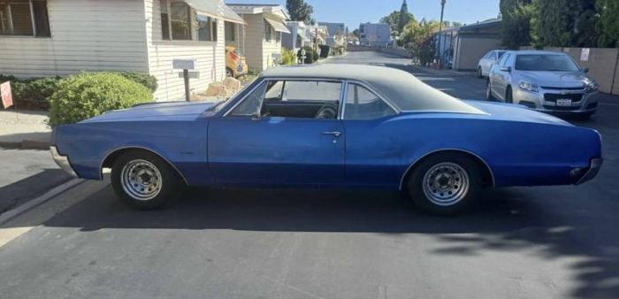 Unknown-Cutlass-1967-15