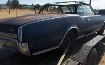 Unknown-Cutlass-1967-Blue-15