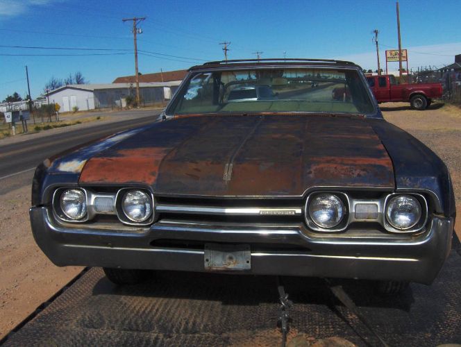 Unknown-Cutlass-1967-Blue-18