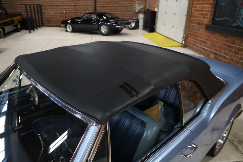 Unknown-Cutlass-1967-Blue-Metallic-Blue-12
