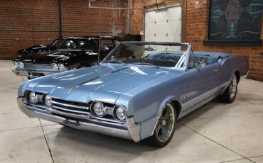 Unknown-Cutlass-1967-Blue-Metallic-Blue-13