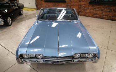 Unknown-Cutlass-1967-Blue-Metallic-Blue-15