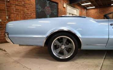 Unknown-Cutlass-1967-Blue-Metallic-Blue-16