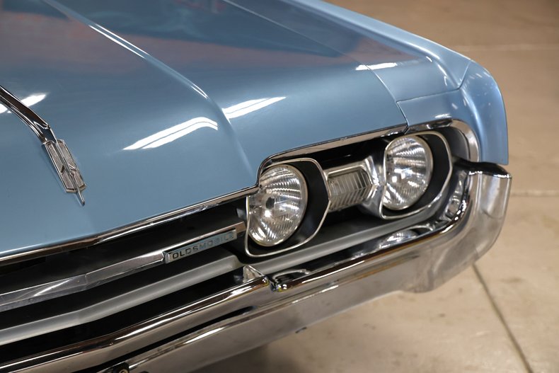 Unknown-Cutlass-1967-Blue-Metallic-Blue-21