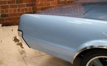 Unknown-Cutlass-1967-Blue-Metallic-Blue-38
