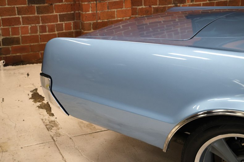Unknown-Cutlass-1967-Blue-Metallic-Blue-38