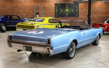 Unknown-Cutlass-1967-Blue-Metallic-Blue-45