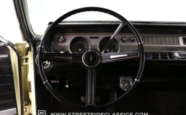 Unknown-Cutlass-1967-Cameo-White-Black-46