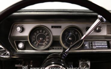 Unknown-Cutlass-1967-Cameo-White-Black-47