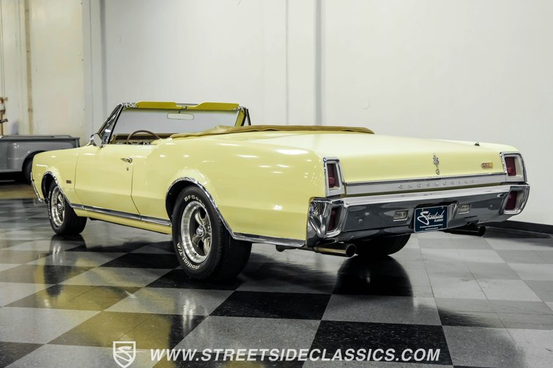 Unknown-Cutlass-1967-Saffron-Yellow-Yellow-16