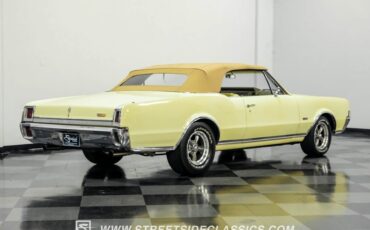 Unknown-Cutlass-1967-Saffron-Yellow-Yellow-18