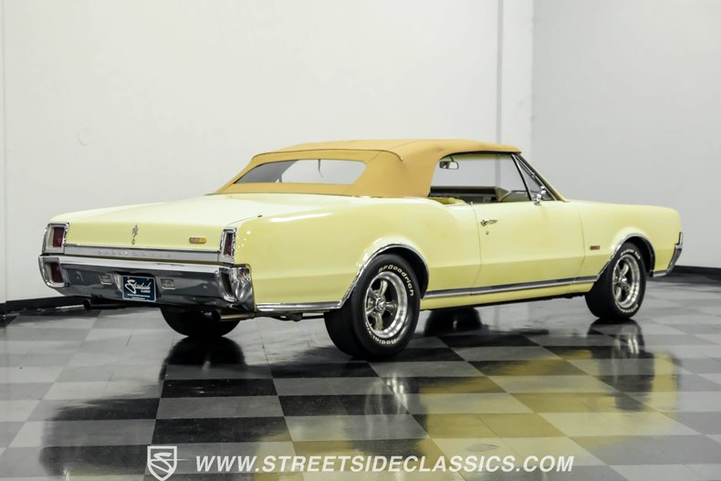 Unknown-Cutlass-1967-Saffron-Yellow-Yellow-18