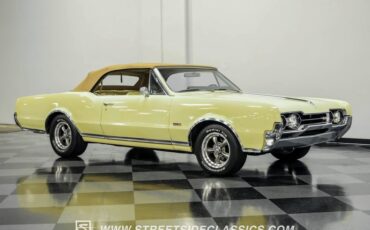 Unknown-Cutlass-1967-Saffron-Yellow-Yellow-20
