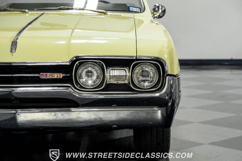 Unknown-Cutlass-1967-Saffron-Yellow-Yellow-25