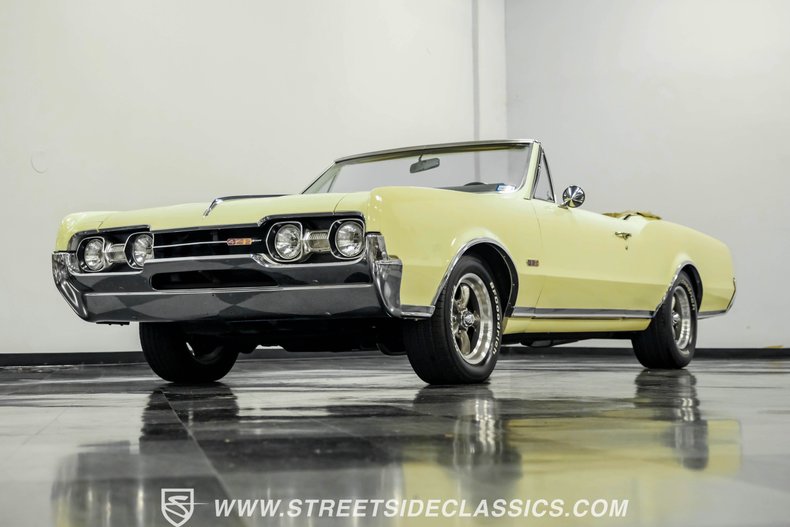 Unknown-Cutlass-1967-Saffron-Yellow-Yellow-26
