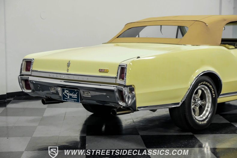 Unknown-Cutlass-1967-Saffron-Yellow-Yellow-28