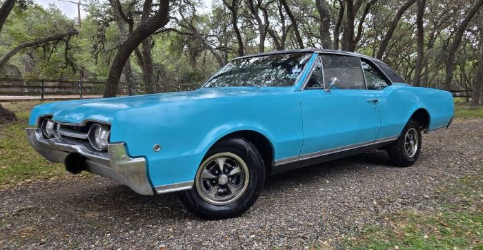 Unknown-Cutlass-1967