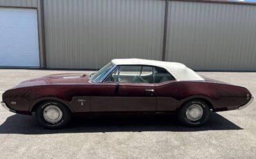 Unknown-Cutlass-1968-3