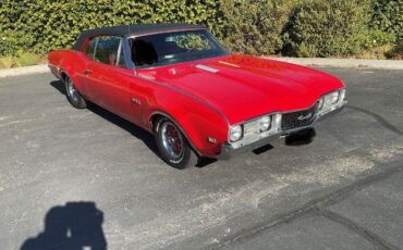 Unknown-Cutlass-1968-Red-1