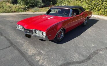 Unknown-Cutlass-1968-Red-2