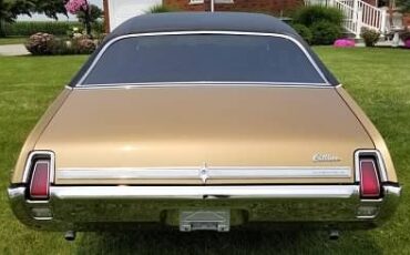 Unknown-Cutlass-1969-10