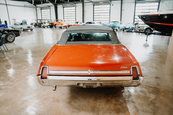 Unknown-Cutlass-1969-4