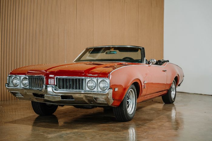 Unknown-Cutlass-1969